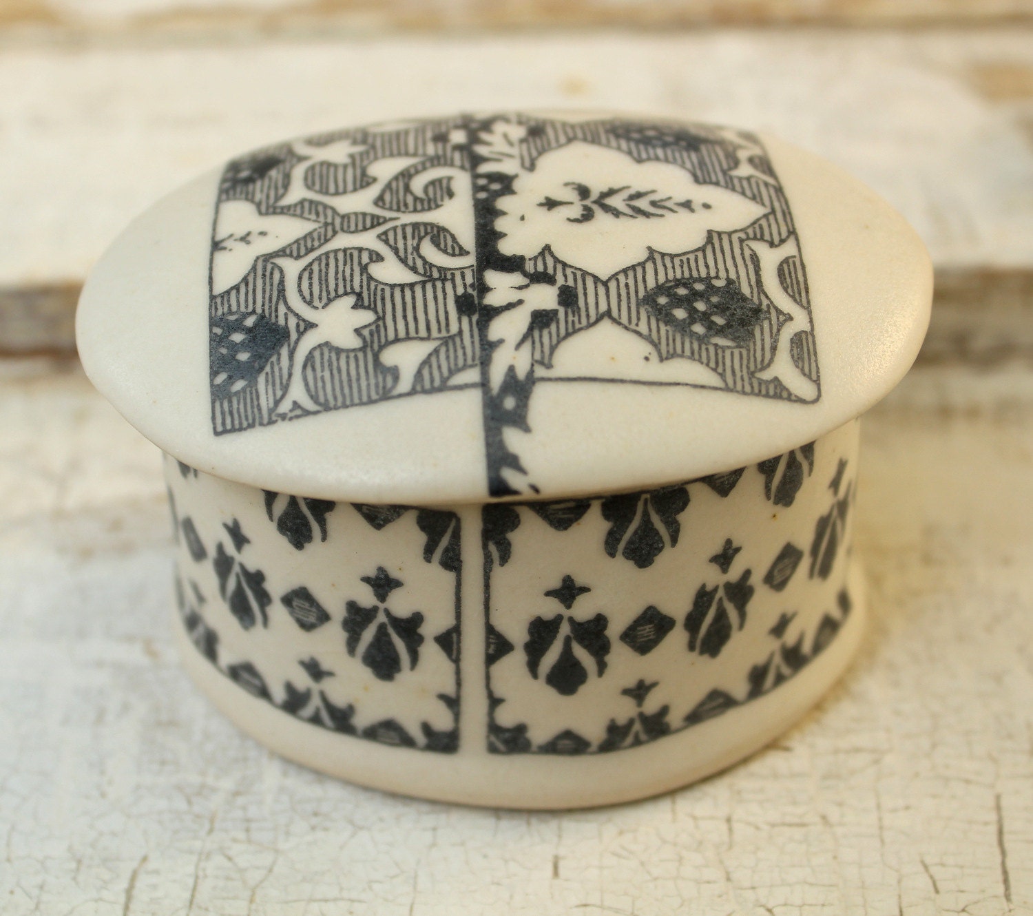 black and white patterned porcelain jewelry box great little gift