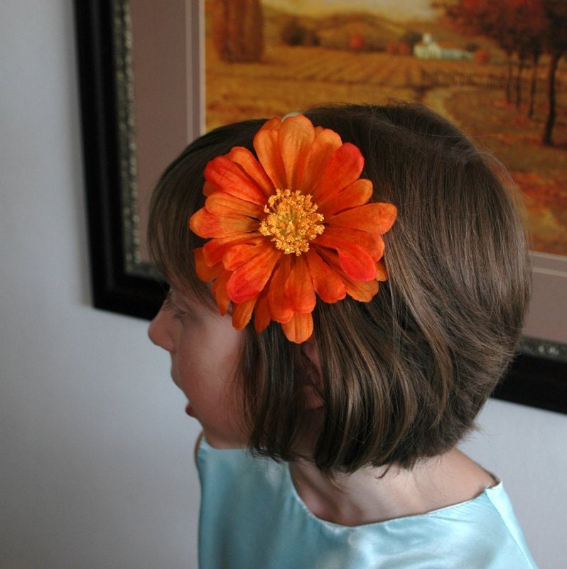 Daisy flower on a white headband. Hair band. Flower girl accessory. Free shipping if ordered with a dress. Matching hair accessories