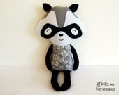 Raccoon Sewing Pattern PDF - Racoon Bandit Softie Stuffed Toy Hug Thief