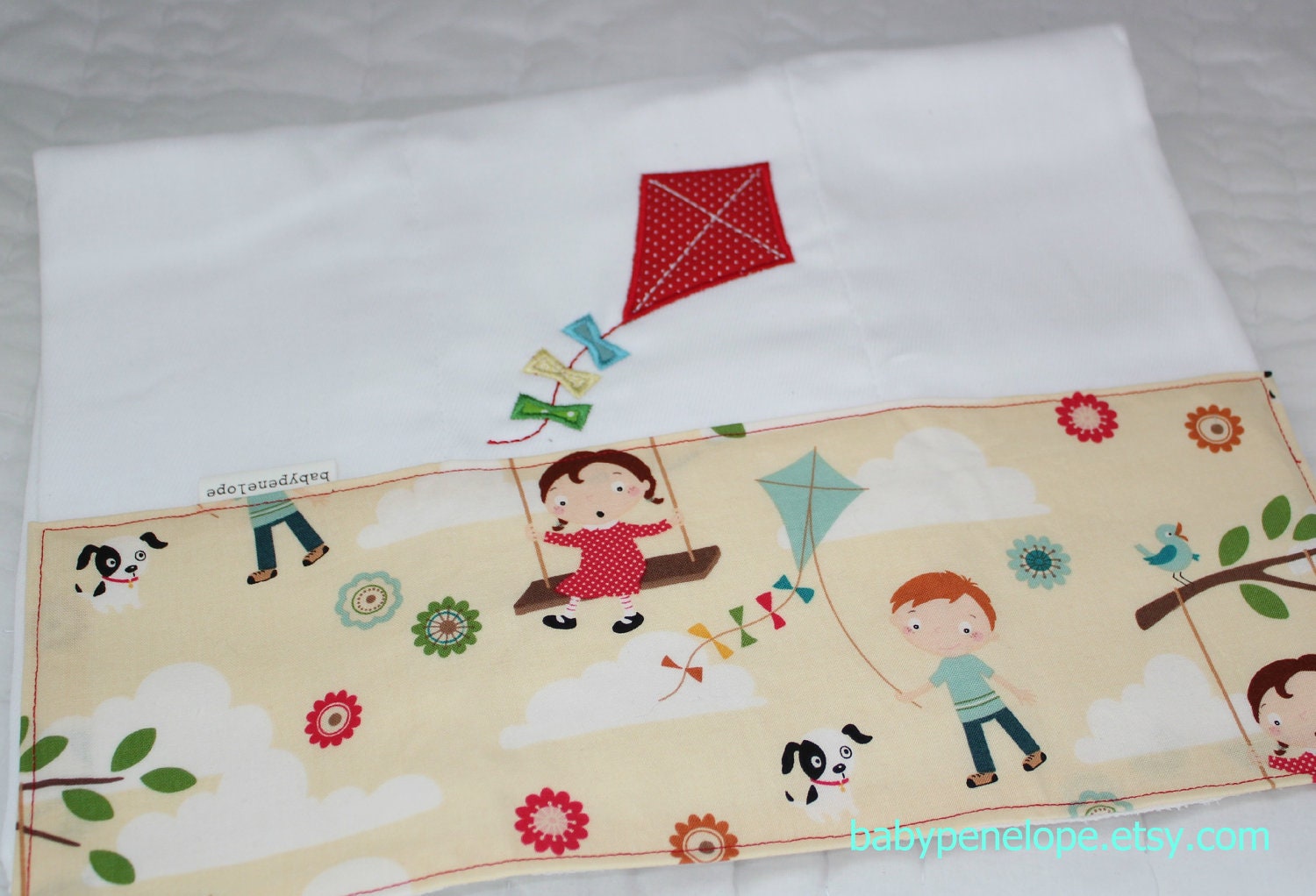 Boutique Style Burp Cloth - Riley Blake - Fly a Kite