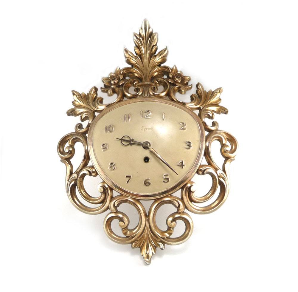 Syroco wall clock - Hollywood Regency gold filigree - reconstitutions