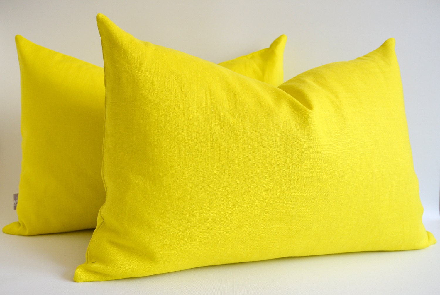 Sukan / 1 Lemon Yellow Simple Colored Linen Pillow Case (Cover, Slip) -16x24 inch