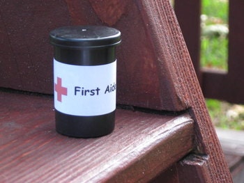 10 First Aide on the Go Craft Kits