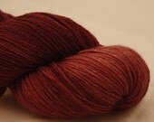 Handdyed Hopeasäie Basic, Mustaherukkamehu lot 10