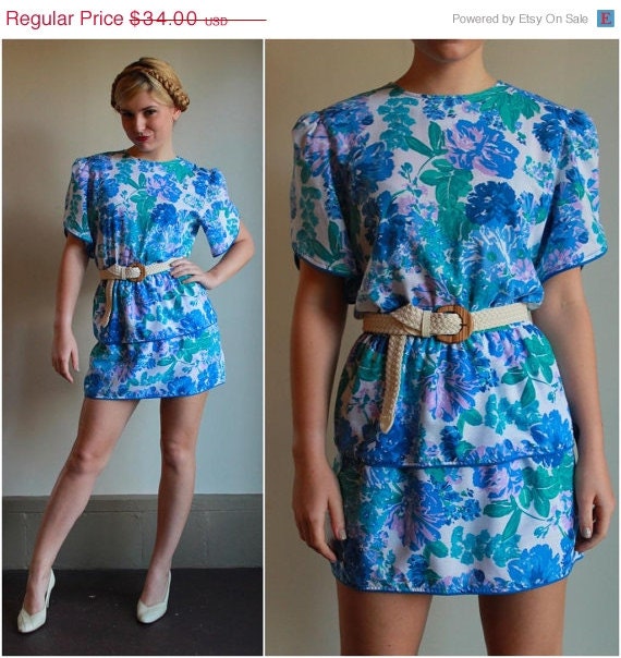 SUMMER SALE 30% OFF Vintage 80s Dress  /  Floral Mini Dress With Tiered Fitted Mini Skirt And Butterfly Sleeves  /  1980s Blue Floral Print