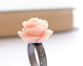 Pink Rose Ring, Flower Ring, Pink Peach, Shabby Chic, Romantic, Bridal, Bridesmaids Accessories, Resin Rose, Antique Silver Adjustable