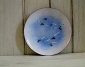 vintage Bovano enameled copper round plate dish seagulls sea birds blue white - valeriesvintagehome
