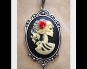Halloween Jewelry - Skull Necklace - Lolita Skeleton Cameo Necklace - Ivory