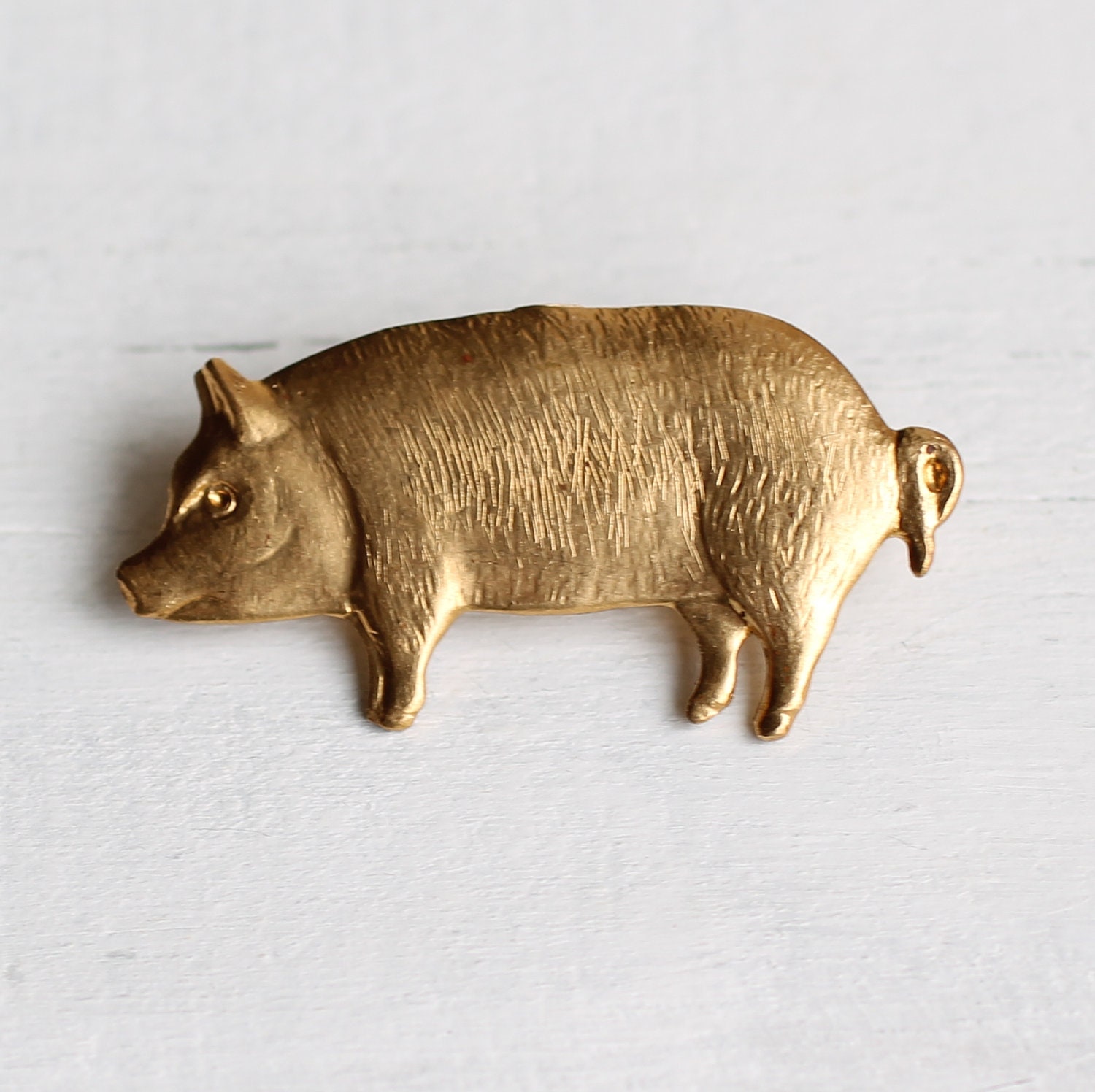 Pig Brooch ... Vintage Gold Piglet Animal Farm Napoleon Pork