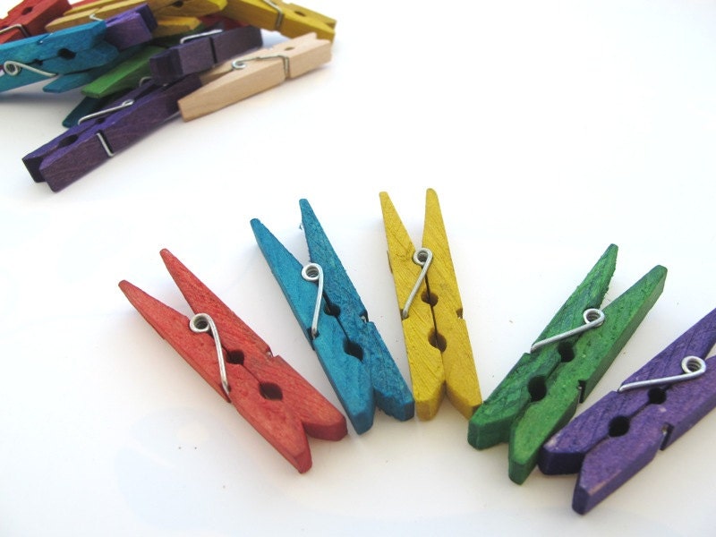 Children's  Artwork display hanger- 5 Colorful clips, Clothes Pins - kids wall art, girls wall art - rainbow colors, baby shower decoration