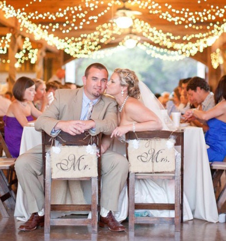 Burlap Mr & Mrs Signs