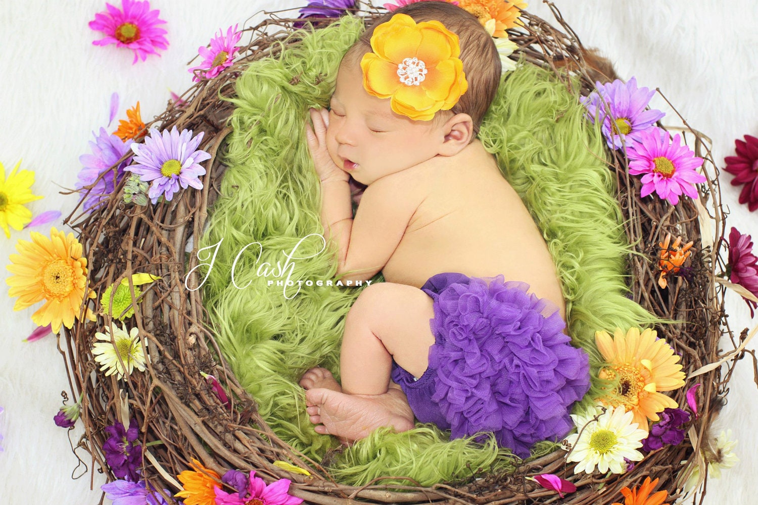 Infant photographic prop-Handmade nest holography prop-Newborn sized bird nest photography prop