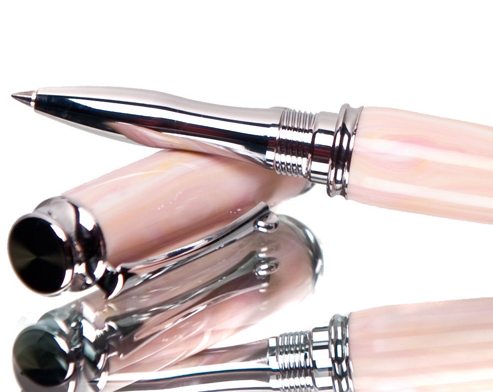 ON SALE NOW : Pen for a woman - Conch shell rollerball - with leather case
