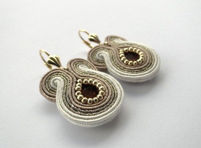 Bridal soutache earrings, golden winter wedding, beige, ecru