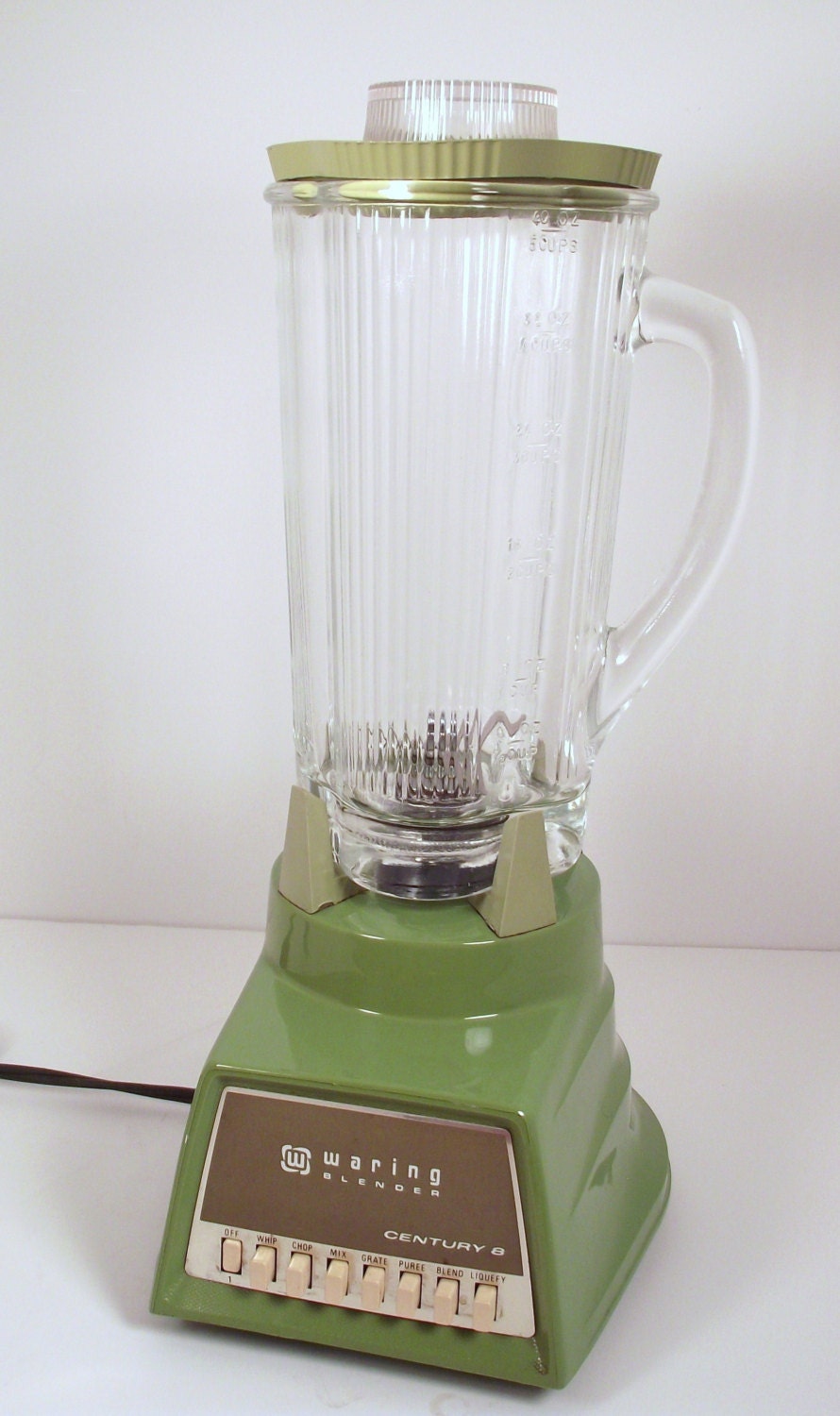 Vintage 1970's Waring Blender in Avacado Green with Glass Blender Jar Mid Century Mod Excellent Physical/Working Condition