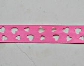 Hot pink ribbon with cutout hearts 7/8" grosgrain - valentines Il_170x135