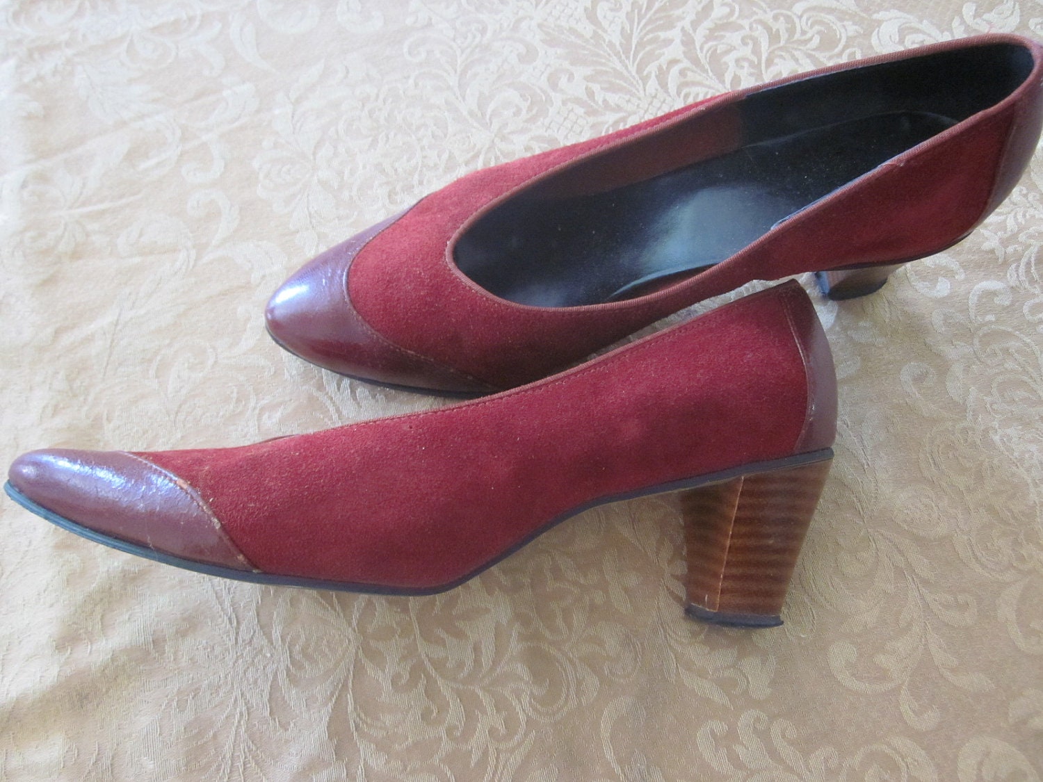 Dark Red, Burgundy Suede Leather Vintage Heels, Pumps, Dress Shoes with stacked wood heels, Size 8.5