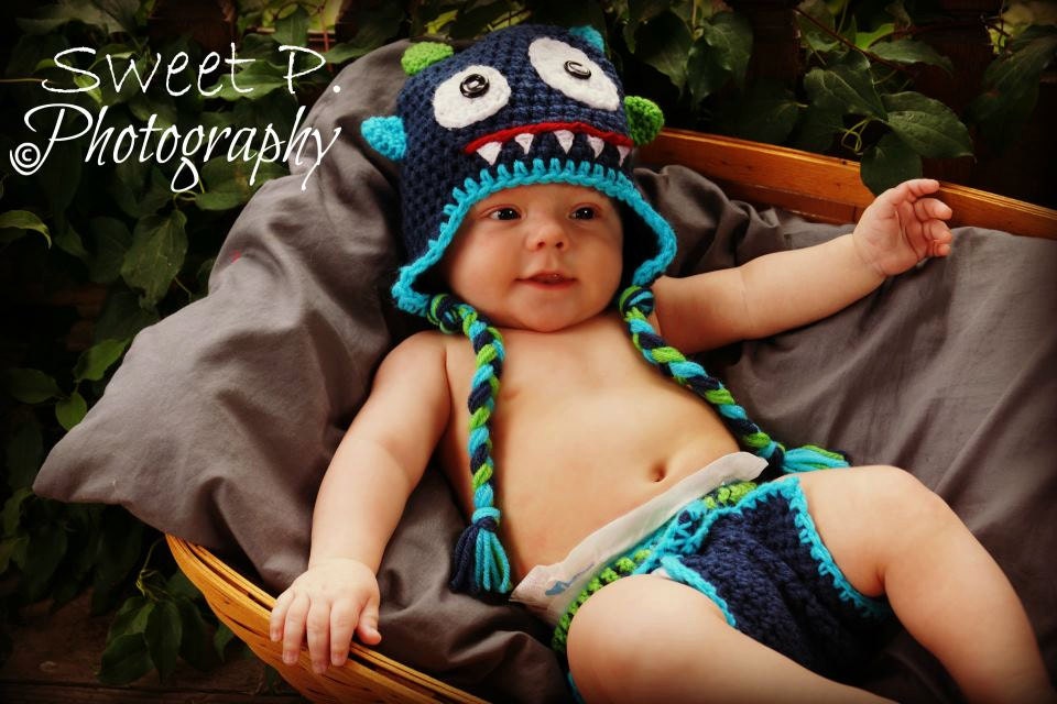 Crochet baby hat-diaper cover- Navy monster hat and cover set- Photography prop-Newborn to 12 months-Choose your colors