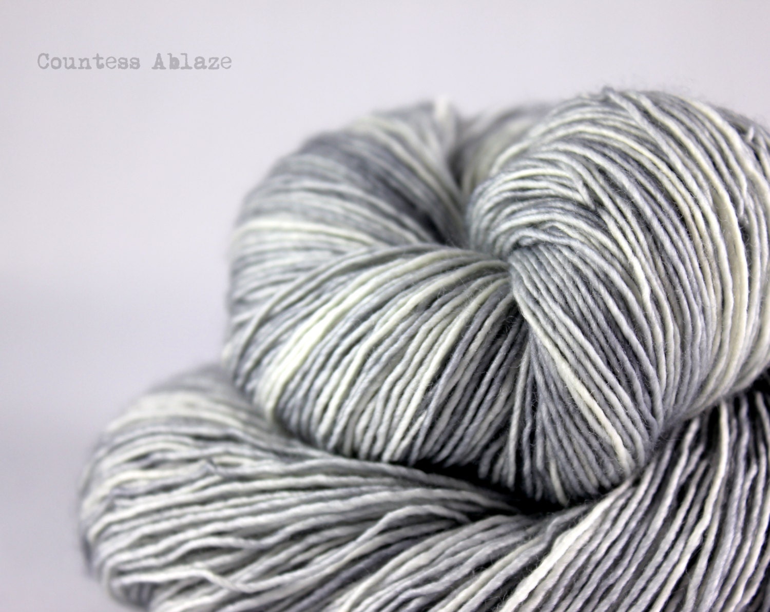Merino - singles yarn - fingering weight - hand dyed - machine washable - "Grey Skies in Manchester" - UK Seller - Tia Merino
