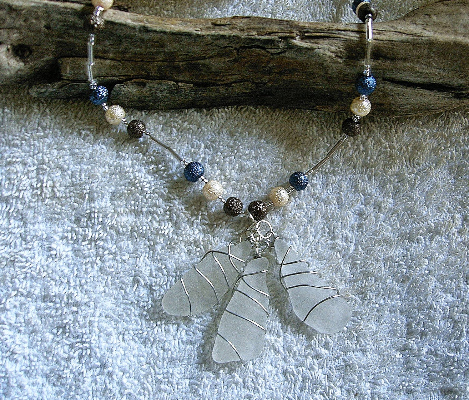 Sea glass necklace with pearls. Sea glass jewelry.