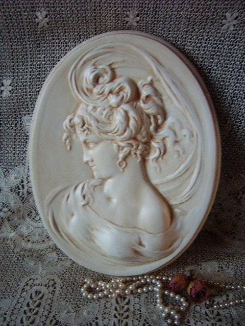 Cameo Wall Plaque