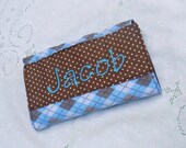 Personalized crayon wallet with paper and Crayola crayons