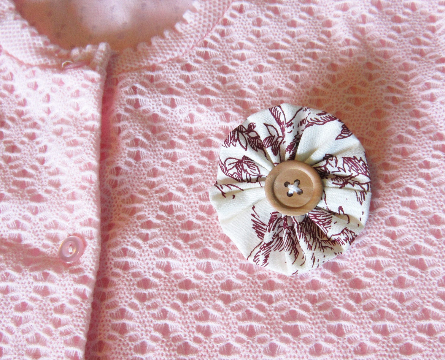 Toile Flower And Wood Button Brooch