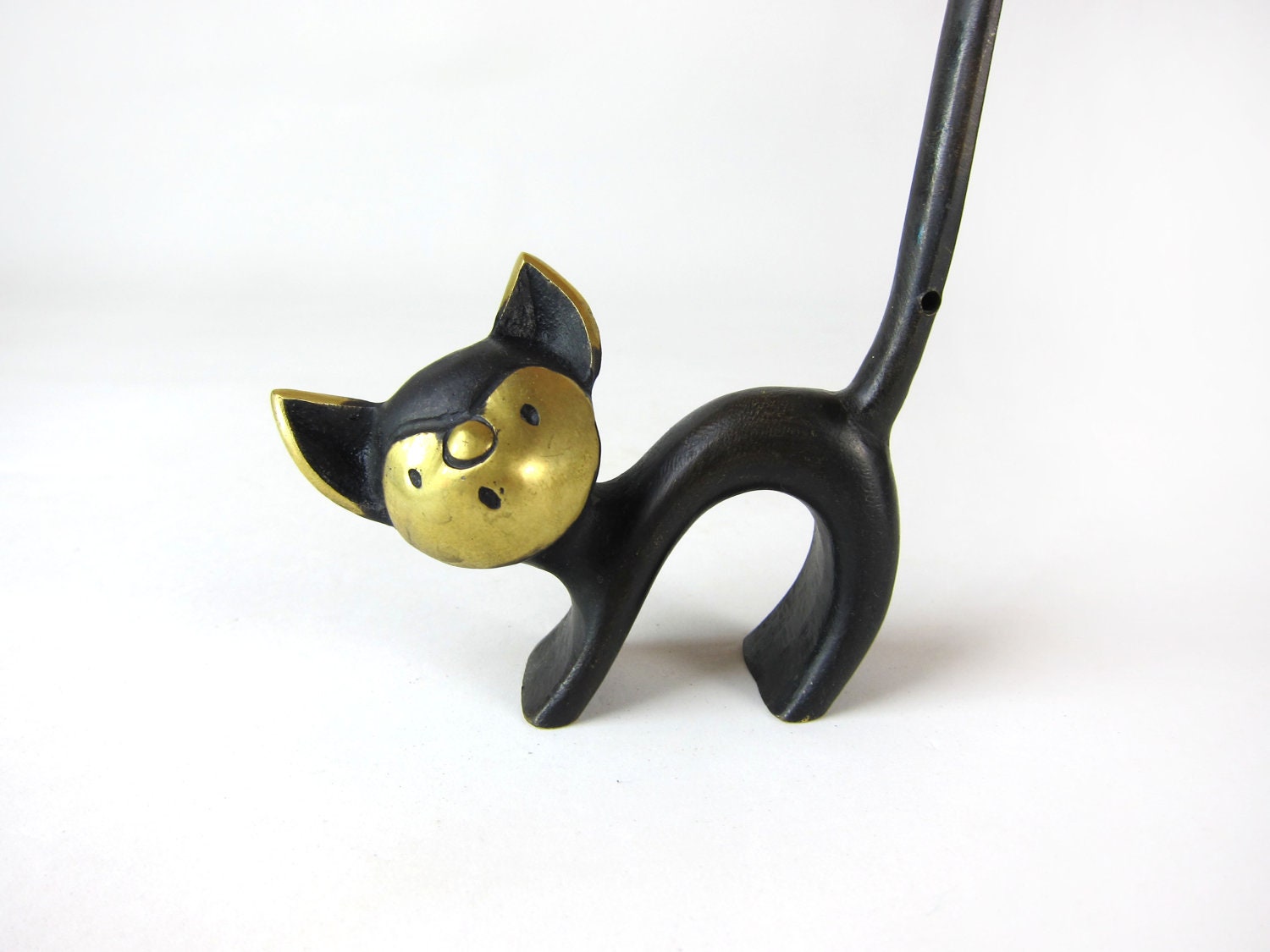 Vintage ORIGINAL Modernist Walter Bosse BALLER 1960s Brass Cat Ring / Jewelry Holder