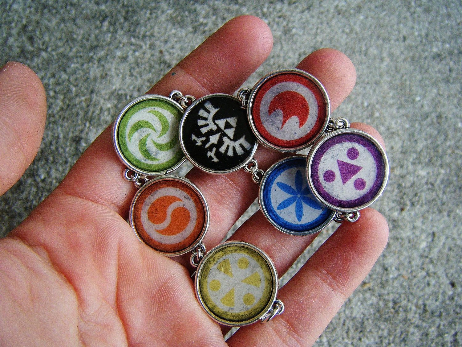 Zelda Six medallions triforce bracelet