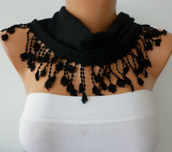 Women Pashmina  Scarf  - Cotton Scarf - - Cowl with Lace  Edge - Black - fatwoman