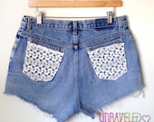 High Waist Levis Shorts (LARGE to XLARGE) // 2004