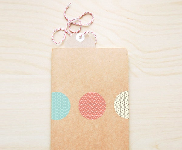 Triangle Pattern Round Sticker Seals - Set of 20 Get 4 Free