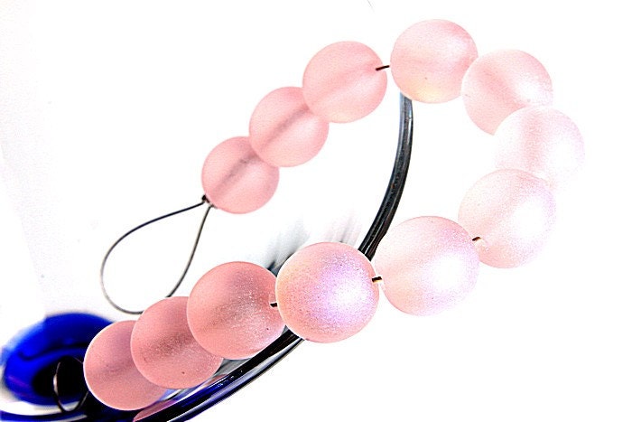glass round beads pale pink matte aurora shimmer 10mm czech