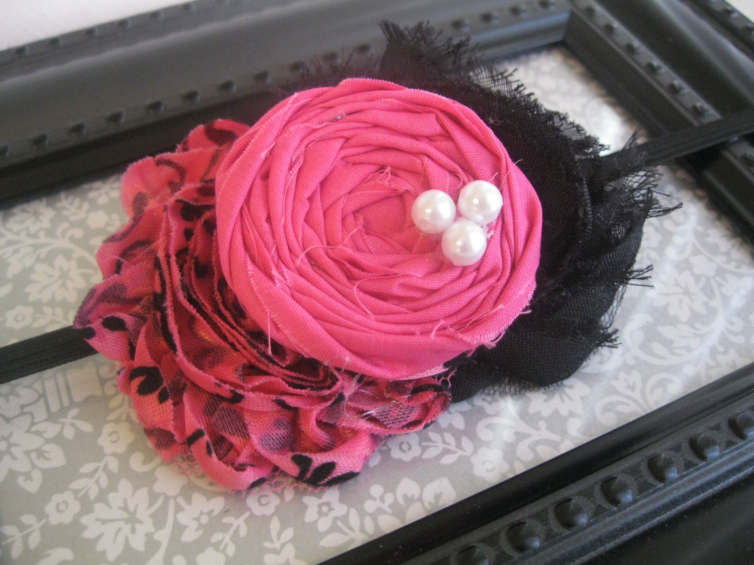 Sassy Lady - Pink and Black Clip