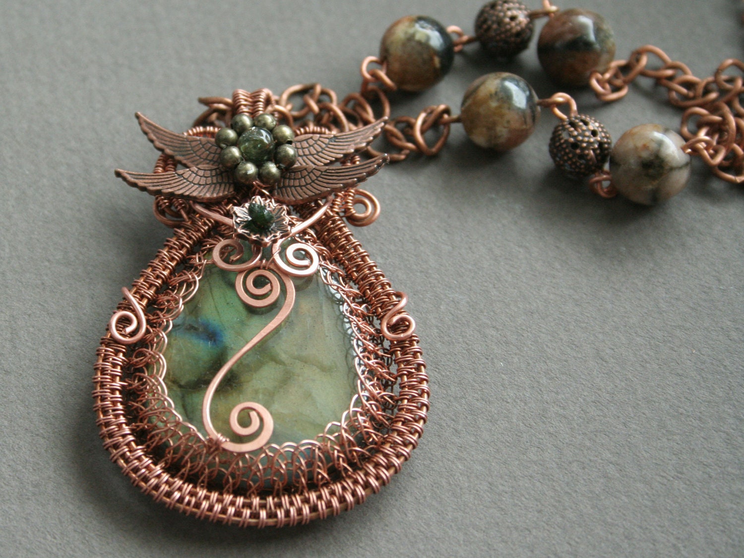 Les Fleurs du Mal - labradorite copper wire wrapped wowen viking knitted bezel pendant - bodzastudio