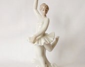 Ballerina figurine - made by Paben and boxed