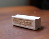 Pretty Things Inside Rubber Stamp for Packaging Lovely Handmade Goods - Arrow Design Il_170x135