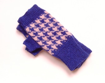 Fingerless Gloves SALE Houndstooth Blue and Peach Fingerless Gloves Womens Fingerless Gloves Blue Knitted Gloves Knitted Houndstooth