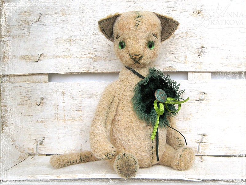 Artist Teddy Cat Kot 9 inch