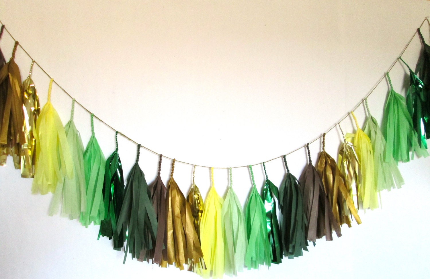 Seaweed Sparkle Tassel Garland