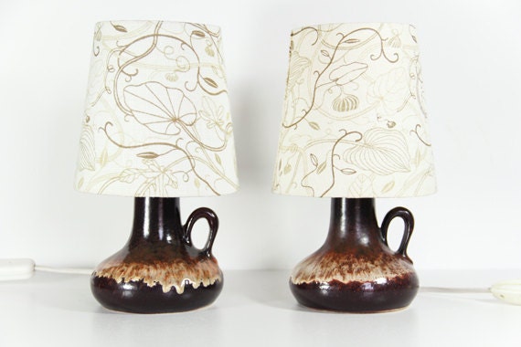 Fat Lava Lamp Set of 2 Brown White Handles