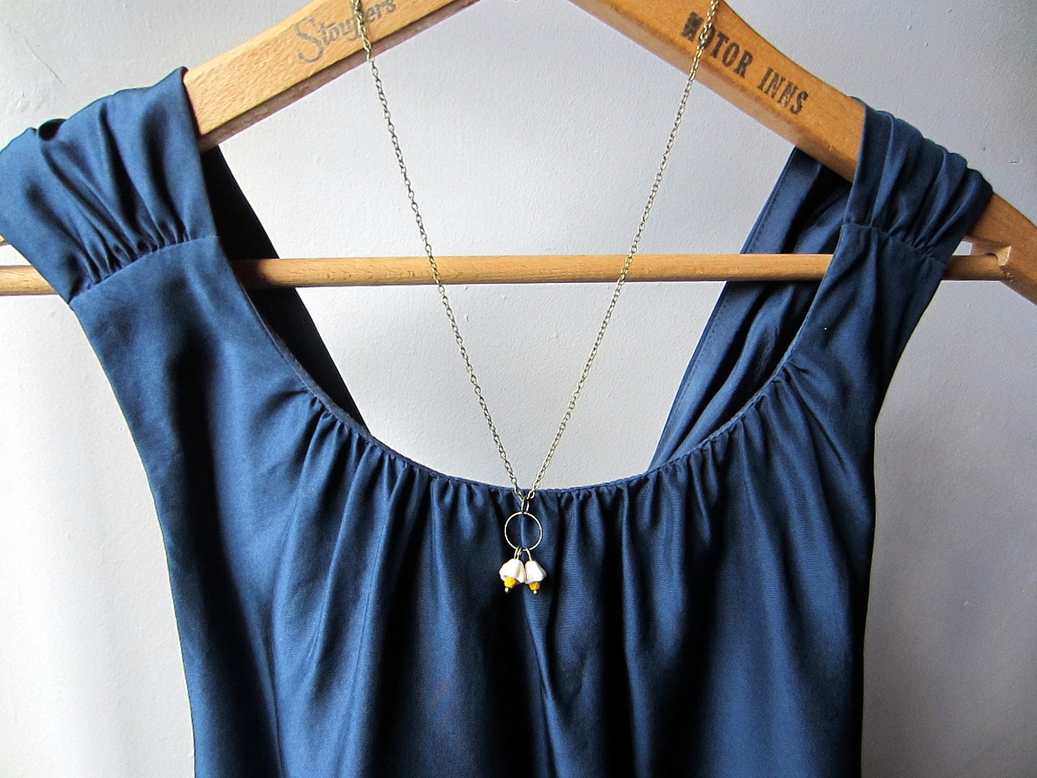 No 39 Vintage Inspired White Flower Necklace