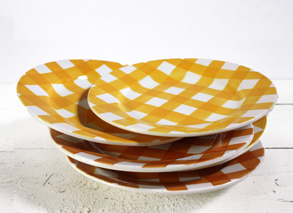 Set of 3 MID CENTURY vintage Sarreguemines plates - Yellow and orange checkered