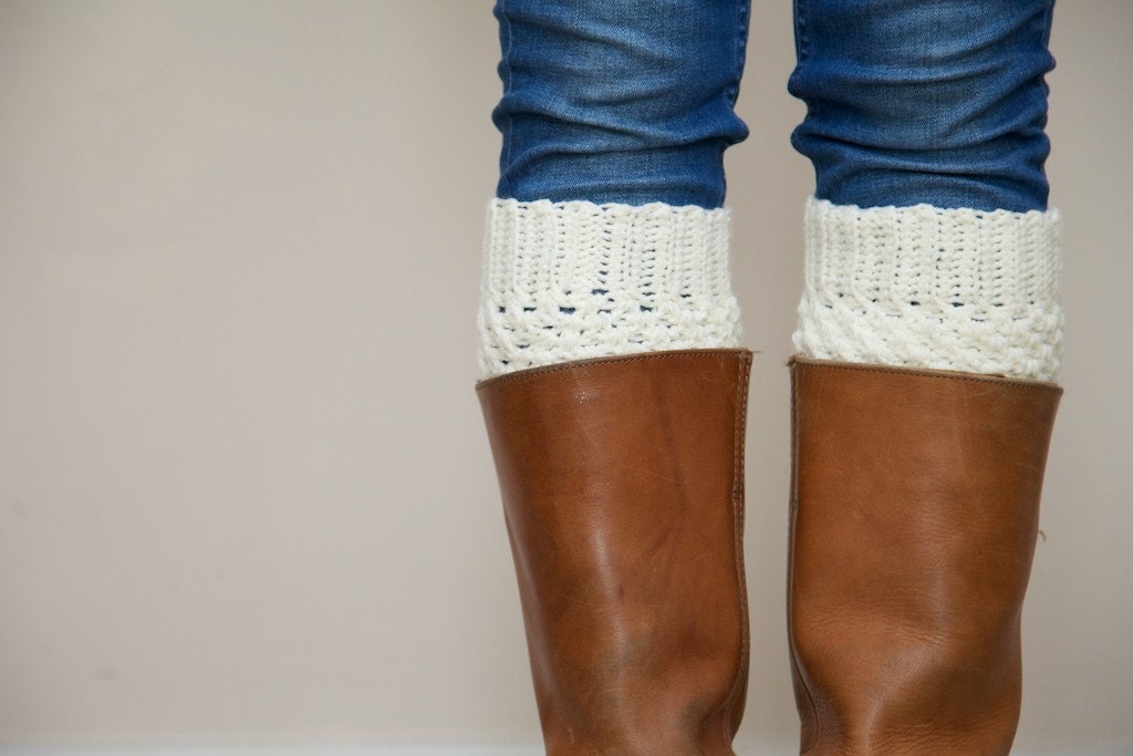 Crochet Boot Cuffs in Cream - Vanilla Cream Boot toppers - Leg warmers - Boot Socks