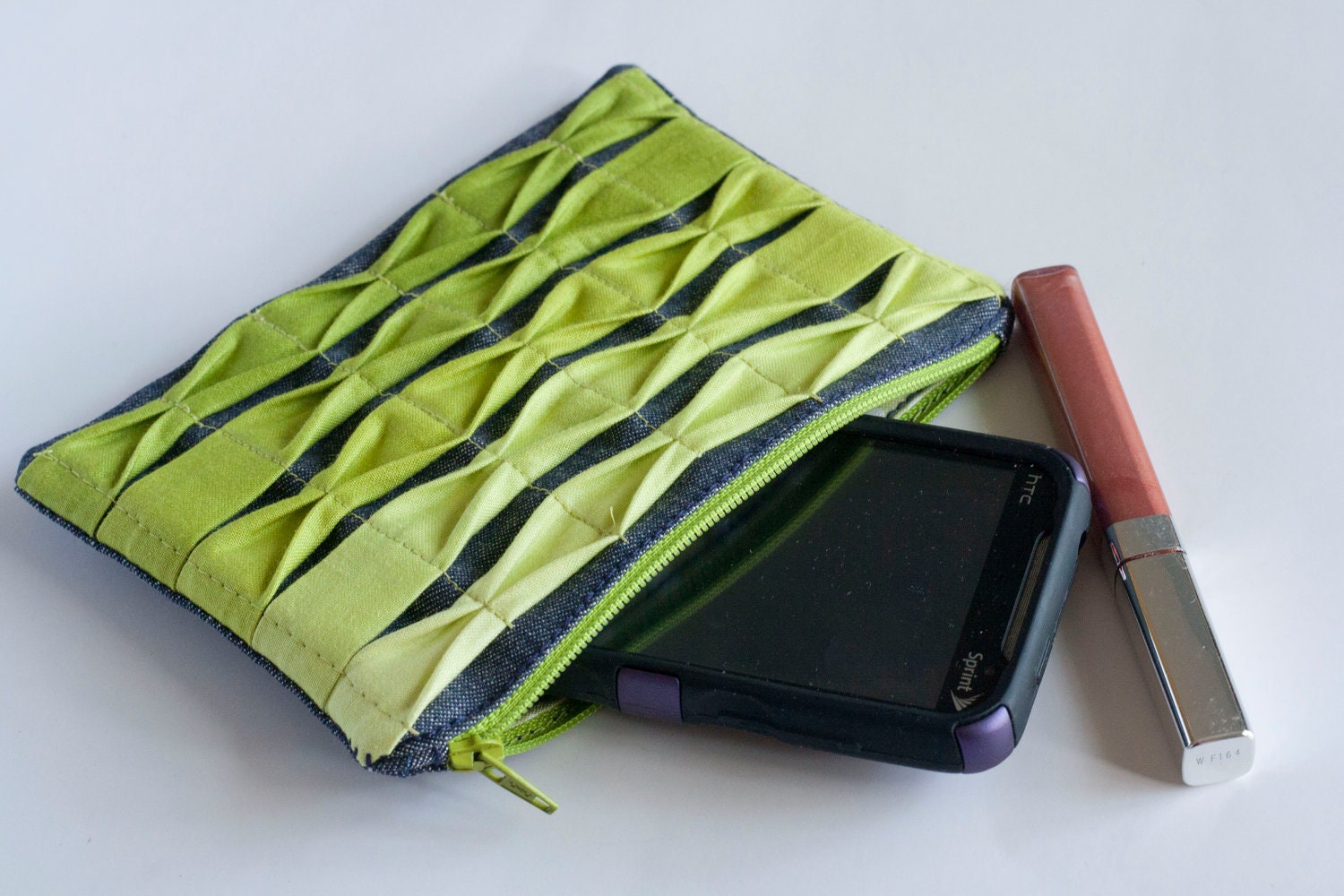 Textured Ombre Zipper Pouch, Lime