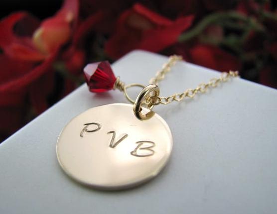 5/8" 14k Gold Filled Hand Stamped MOM or Grandmother Love MOMMY Necklace Charms Pendants Personalized Names Cable Chain