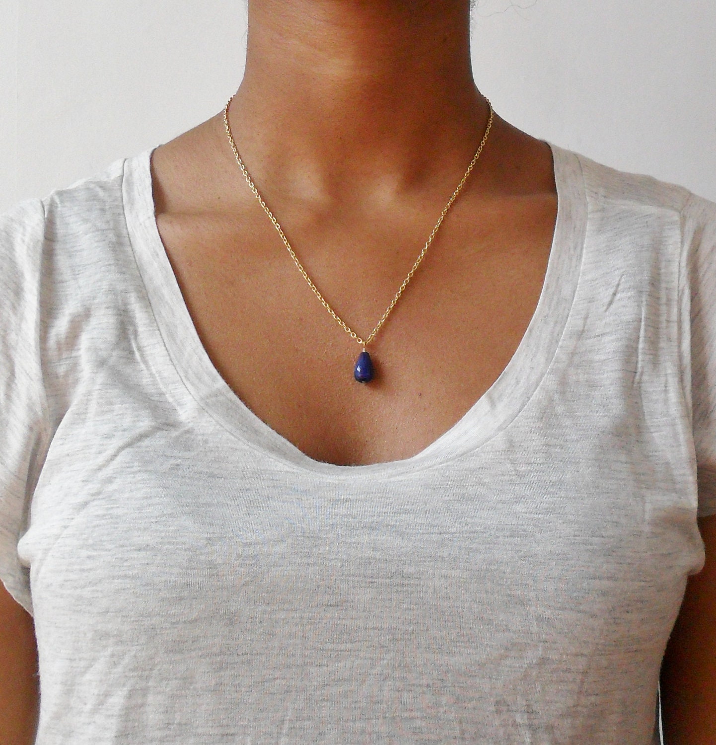 Royal dark blue lapis lazuli teardrop gemstone pendant gold necklace