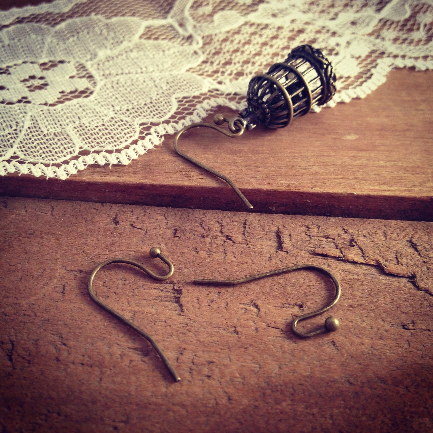 30 pcs Earring Blanks basic earrings in Antique bronze hangy hang