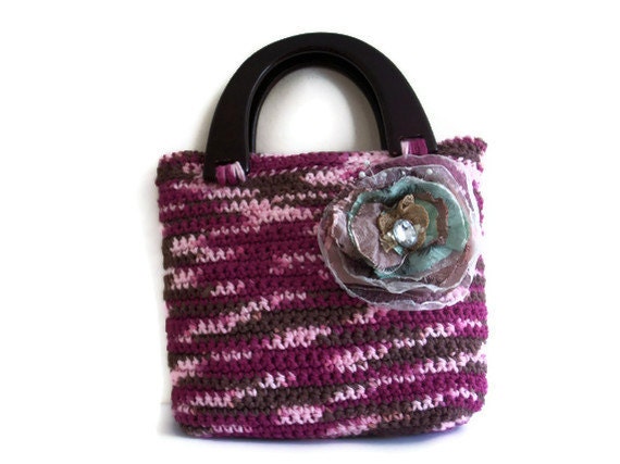 OOAK - Crocheted Cotton Handbag - removable flower brooch- Free UK postage