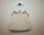 bead off white purse,bead purse,beaded handbag,bead clasp purse,/bead purse,vintage bead purse,beaded purse,vintage beaded purse